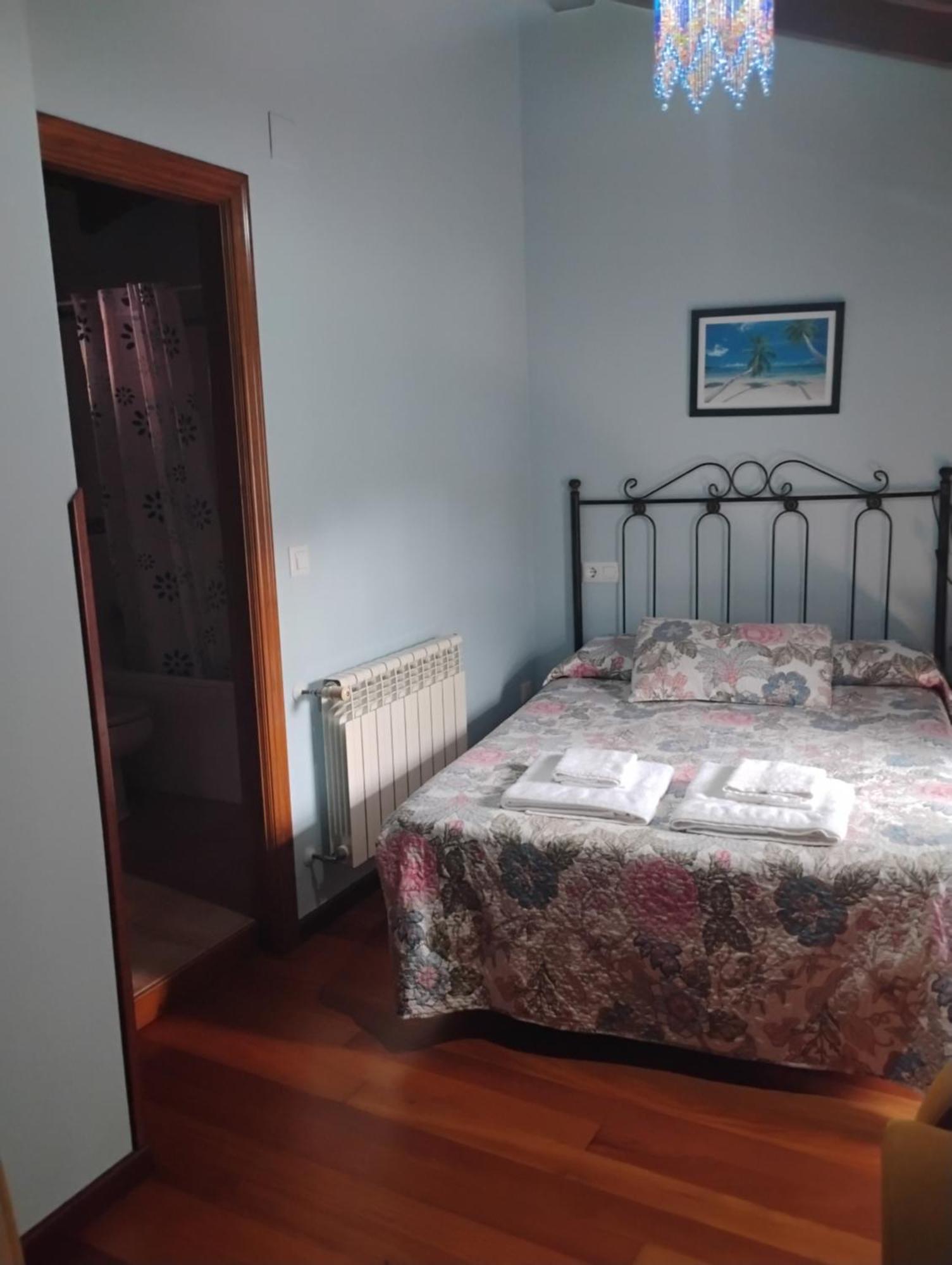 Casa Rural Casa Azul Villahormes 外观 照片