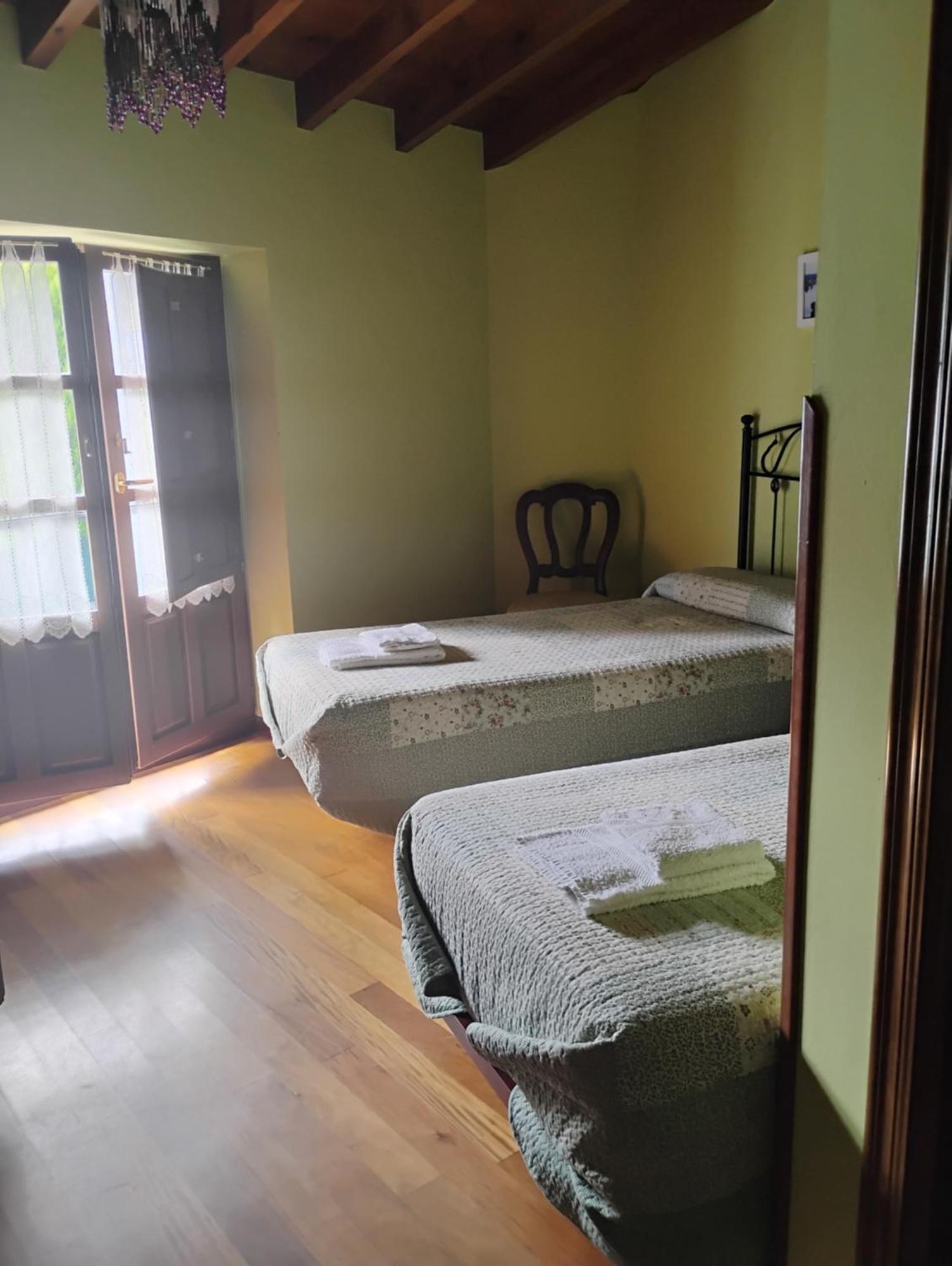 Casa Rural Casa Azul Villahormes 外观 照片